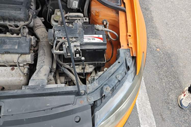 Used Volkswagen Polo 2012 1.6L Cross Polo Automatic Transmission Engine Bay Left