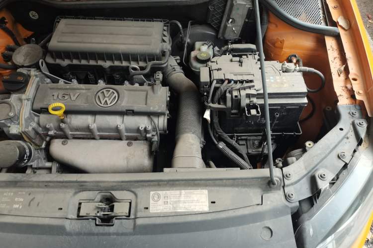 Used Volkswagen Polo 2012 1.6L Cross Polo Automatic Transmission Engine Bay Left