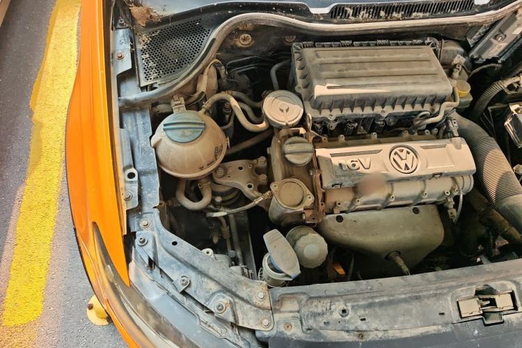 Used Volkswagen Polo 2012 1.6L Cross Polo Automatic Transmission Engine Bay Right
