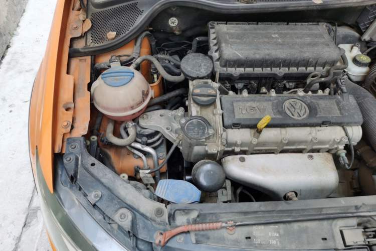 Used Volkswagen Polo 2012 1.6L Cross Polo Automatic Transmission Engine Bay Right