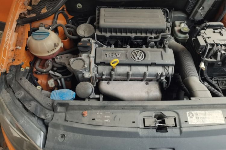 Used Volkswagen Polo 2012 1.6L Cross Polo Automatic Transmission Engine Bay Right