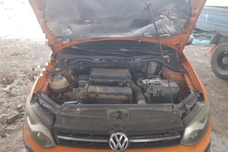 Used Volkswagen Polo 2012 1.6L Cross Polo Automatic Transmission Engine Bay