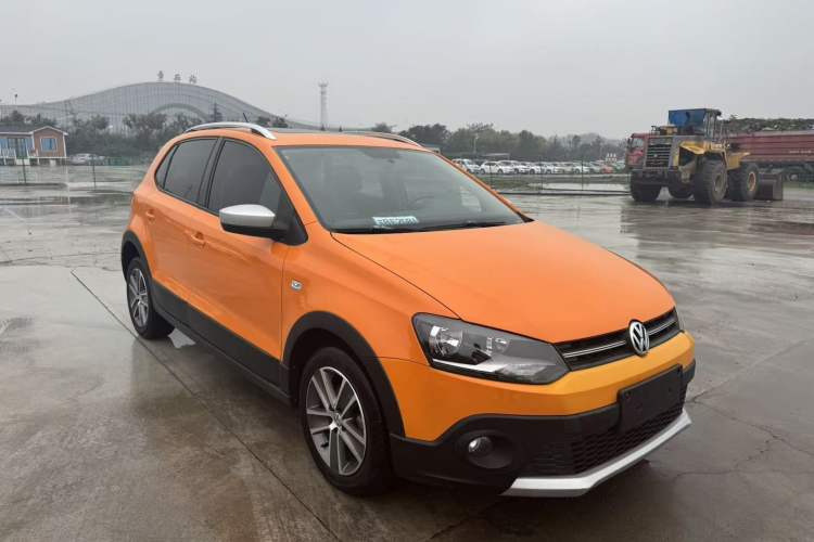Used Volkswagen Polo 2012 1.6L Cross Polo Automatic Transmission Exterior 2