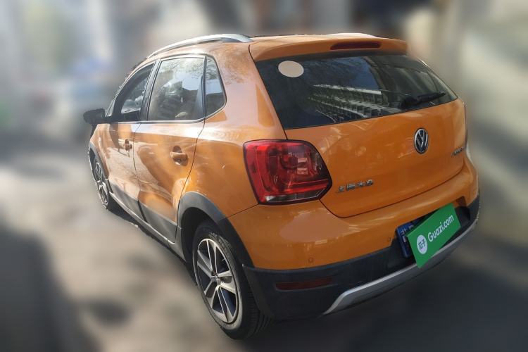 Used Volkswagen Polo 2012 1.6L Cross Polo MT Exterior 3