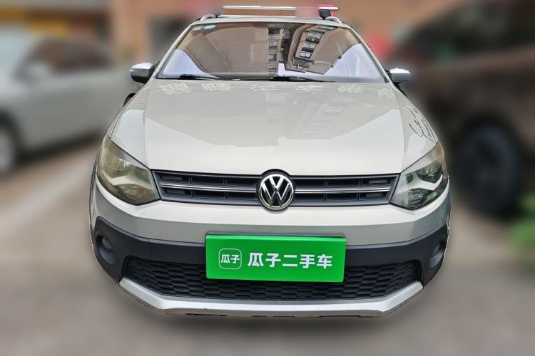 Used Volkswagen Polo 2012 1.6L Cross Polo MT Front