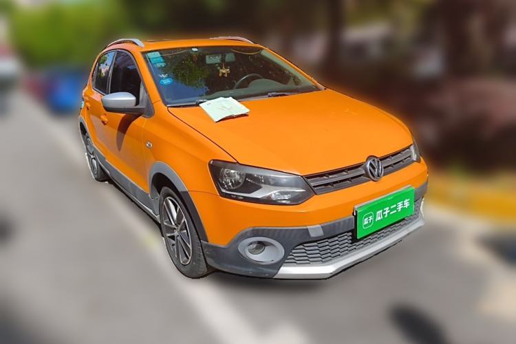 Used Volkswagen Polo 2012 1.6L Cross Polo Automatic Transmission Front Right 45 Deg