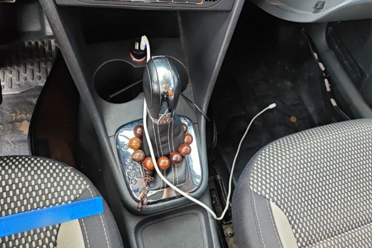 Used Volkswagen Polo 2012 1.6L Cross Polo Automatic Transmission Gear Lever