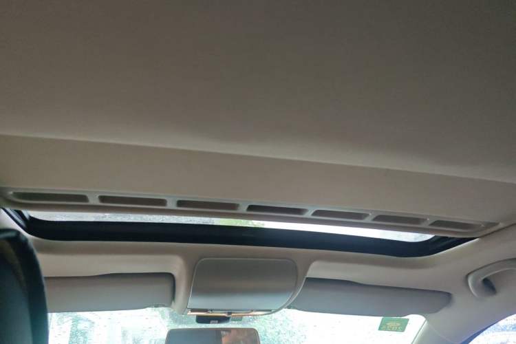 Used Volkswagen Polo 2012 1.6L Cross Polo Automatic Transmission Headliner