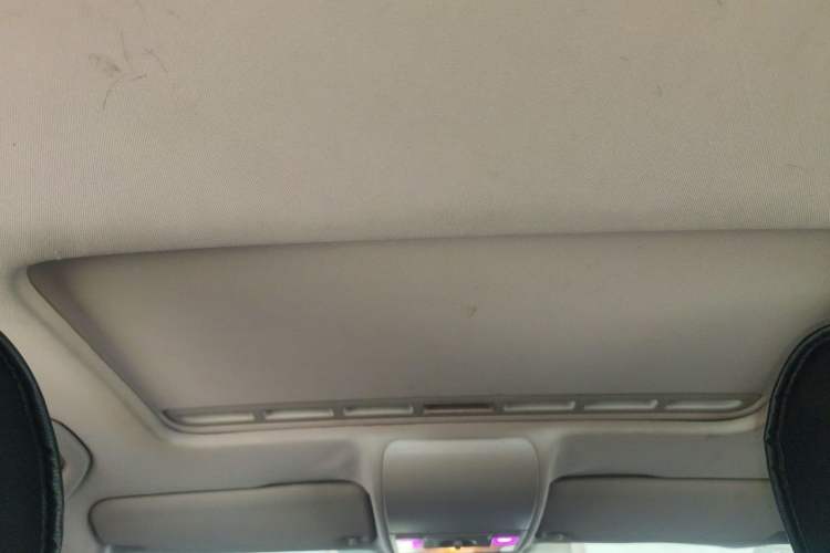 Used Volkswagen Polo 2012 1.6L Cross Polo Automatic Transmission Headliner