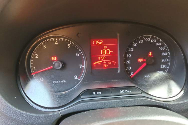 Used Volkswagen Polo 2012 1.6L Cross Polo MT Instrument Cluster