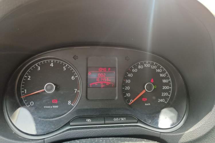 Used Volkswagen Polo 2012 1.6L Cross Polo Automatic Transmission Instrument Cluster