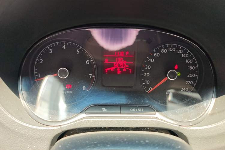 Used Volkswagen Polo 2012 1.6L Cross Polo Automatic Transmission Instrument Cluster