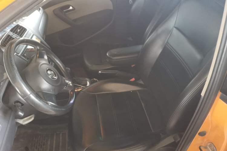 Used Volkswagen Polo 2012 1.6L Cross Polo Automatic Transmission Left Front Seat