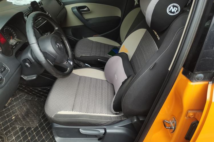 Used Volkswagen Polo 2012 1.6L Cross Polo Automatic Transmission Left Front Seat