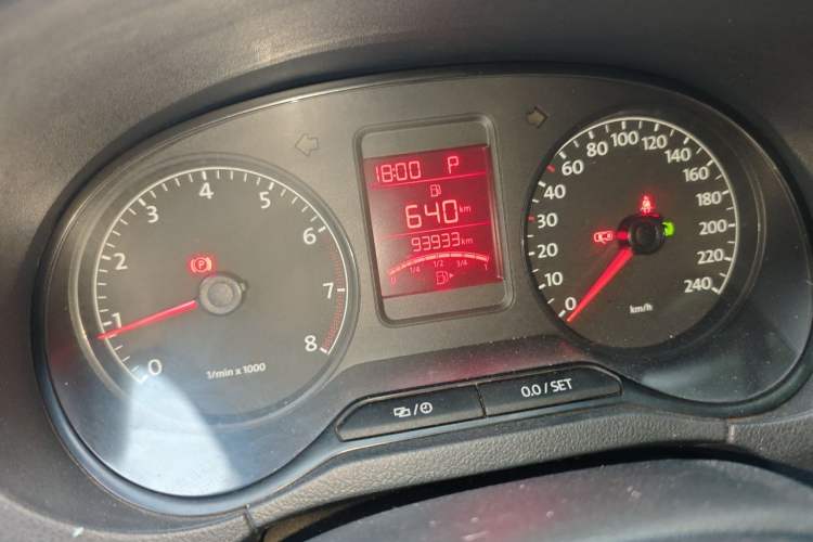 Used Volkswagen Polo 2012 1.6L Cross Polo Automatic Transmission Odometer Close Up