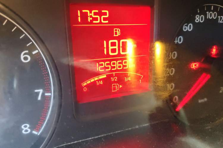 Used Volkswagen Polo 2012 1.6L Cross Polo MT Odometer Close Up