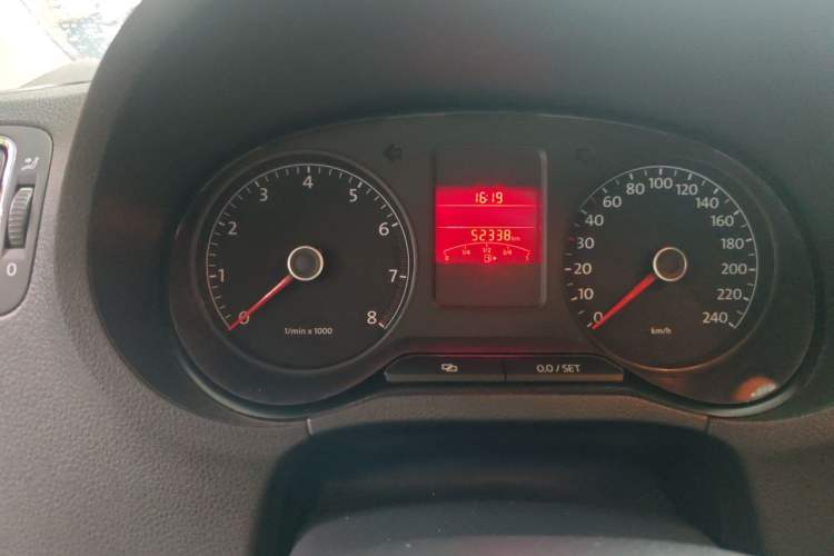 Used Volkswagen Polo 2012 1.6L Cross Polo Automatic Transmission Odometer Close Up