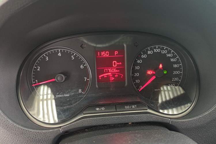 Used Volkswagen Polo 2012 1.6L Cross Polo Automatic Transmission Odometer Close Up