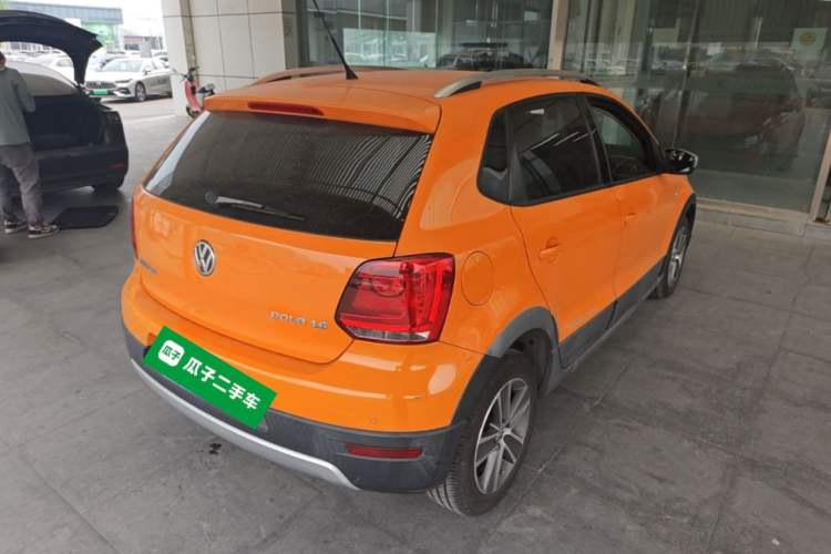 Used Volkswagen Polo 2012 1.6L Cross Polo Automatic Transmission Rear Right 45 Deg