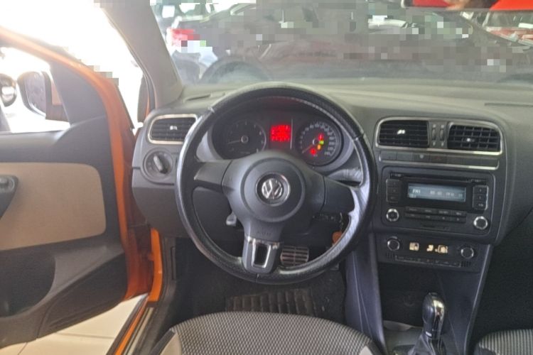 Used Volkswagen Polo 2012 1.6L Cross Polo Automatic Transmission Steering Wheel