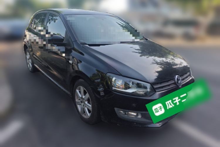 Used Volkswagen Polo 2013 1.4L Automatic Comfort Edition Front Right 45 Deg