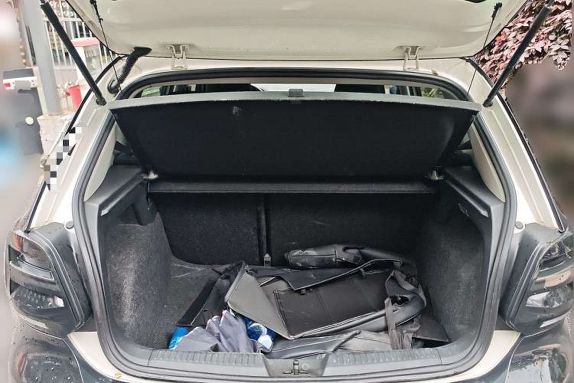 Used Volkswagen Polo 2013 1.6L Automatic Comfort Edition Trunk