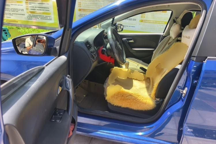 Used Volkswagen Polo 2013 1.4L Manual Fashion Edition Driver Seat