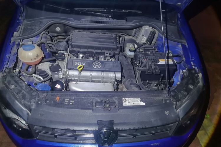 Used Volkswagen Polo 2013 1.6L Automatic Comfort Edition Engine Bay