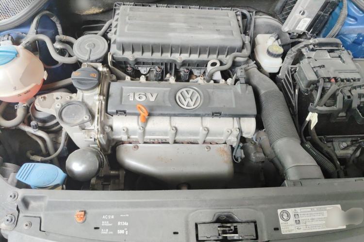 Used Volkswagen Polo 2013 1.4L Automatic Comfort Edition Engine Bay
