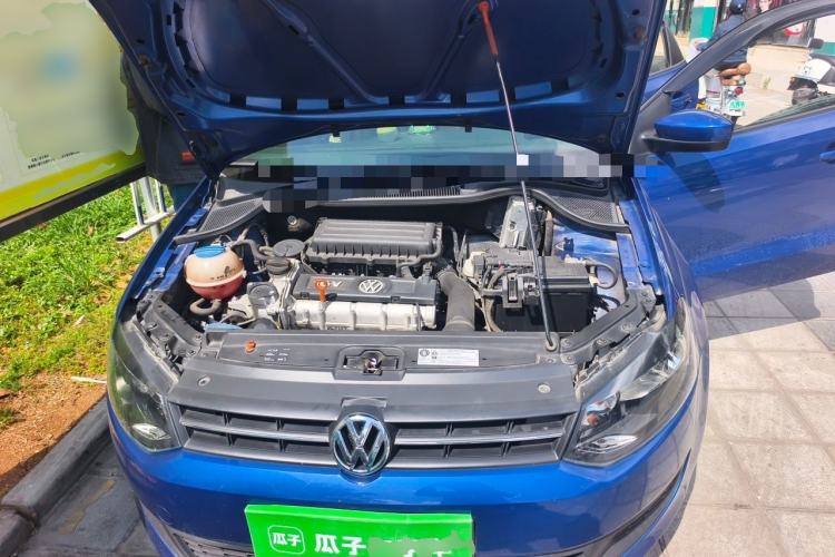 Used Volkswagen Polo 2013 1.4L Manual Fashion Edition Engine Bay