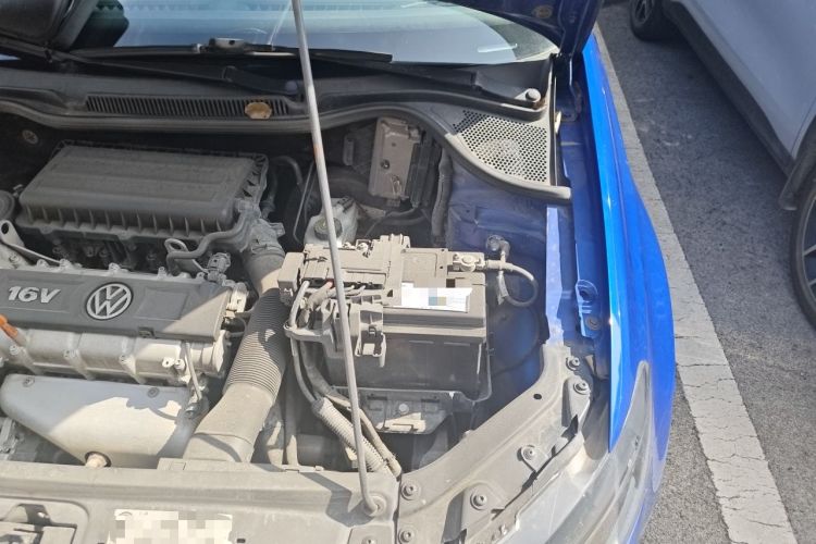 Used Volkswagen Polo 2013 1.4L Manual Fashion Edition Engine Bay Left