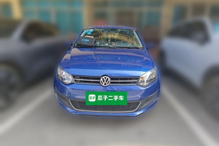 Used Volkswagen Polo 2013 1.4L Manual Fashion Edition Front