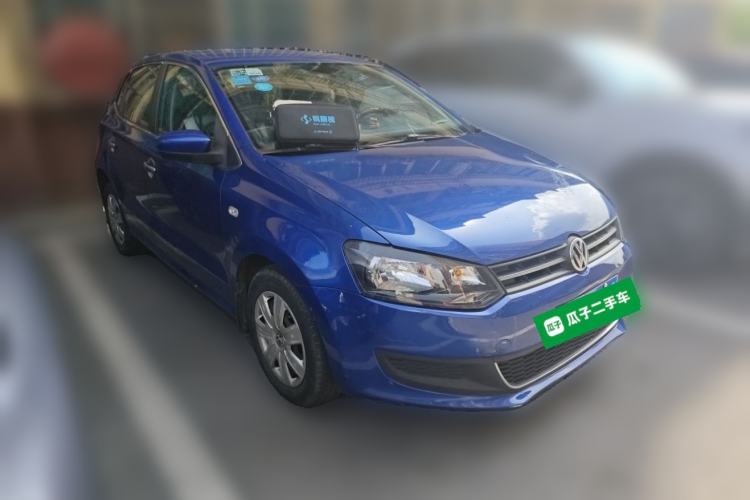 Used Volkswagen Polo 2013 1.4L Manual Fashion Edition Front Right 45 Deg