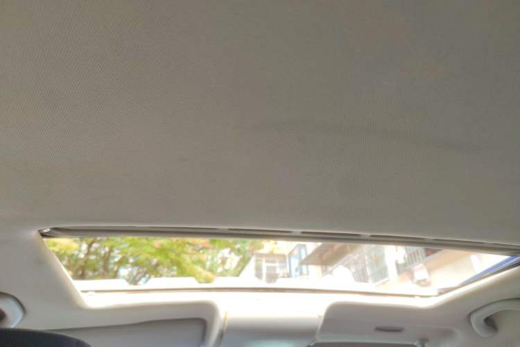 Used Volkswagen Polo 2013 1.6L Automatic Comfort Edition Headliner