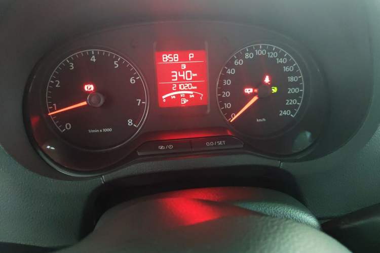 Used Volkswagen Polo 2013 1.4L Automatic Comfort Edition Instrument Cluster