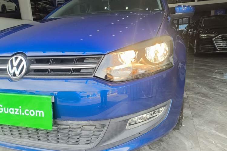 Used Volkswagen Polo 2013 1.4L Manual Comfort Edition Left Front Headlight