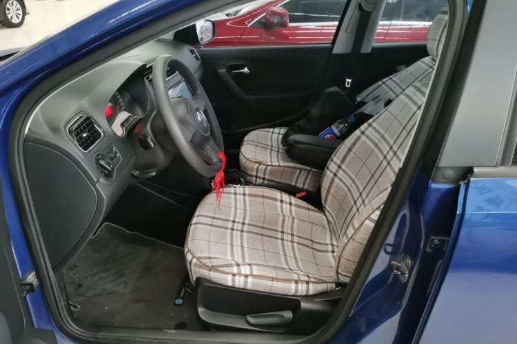 Used Volkswagen Polo 2013 1.4L Automatic Comfort Edition Left Front Seat