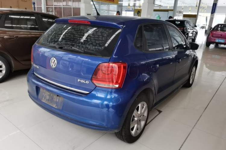 Used Volkswagen Polo 2013 1.4L Automatic Comfort Edition Rear Right 45 Deg