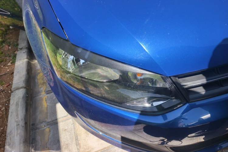 Used Volkswagen Polo 2013 1.4L Manual Fashion Edition Right Front Headlight