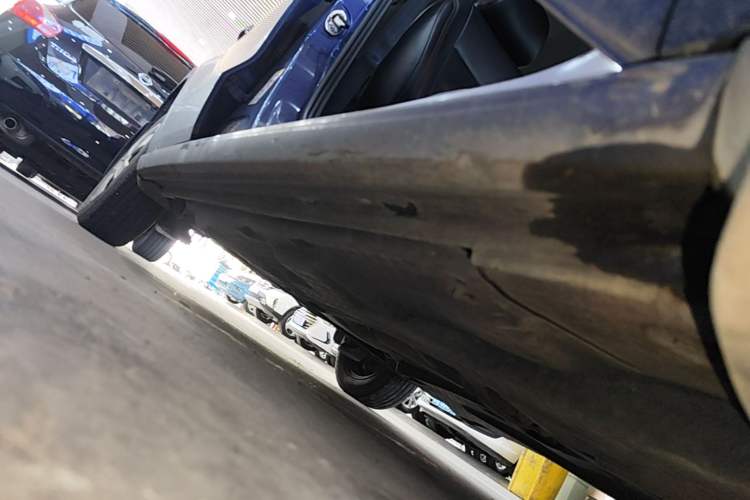 Used Volkswagen Polo 2013 1.4L Manual Fashion Edition Right Side Sill