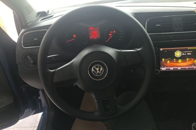 Used Volkswagen Polo 2013 1.4L Manual Comfort Edition Steering Wheel