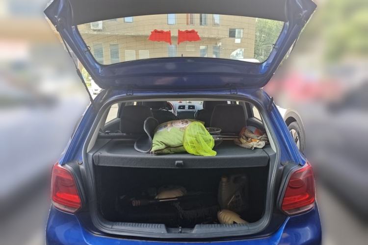 Used Volkswagen Polo 2013 1.4L Manual Fashion Edition Trunk