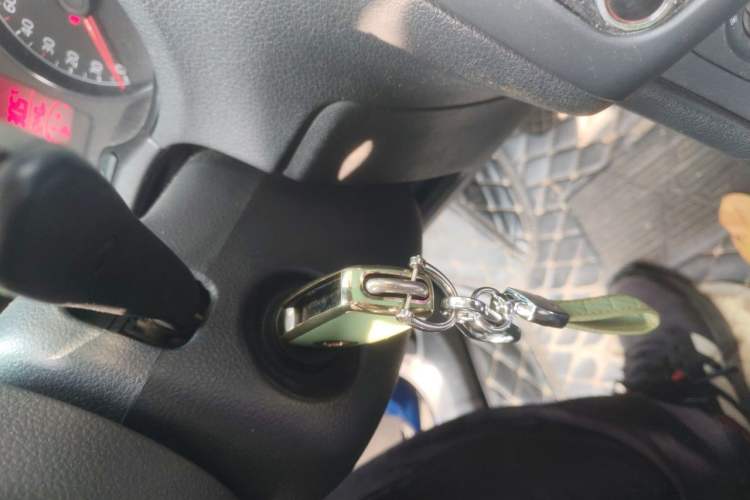 Used Volkswagen Polo 2013 1.6L Automatic Comfort Edition Vehicle Key