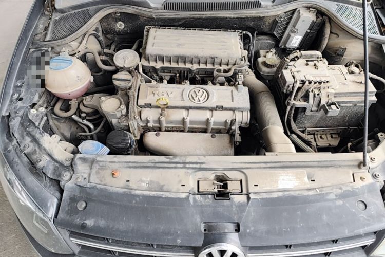 Used Volkswagen Polo 2013 1.6L Automatic Comfort Edition Engine Bay