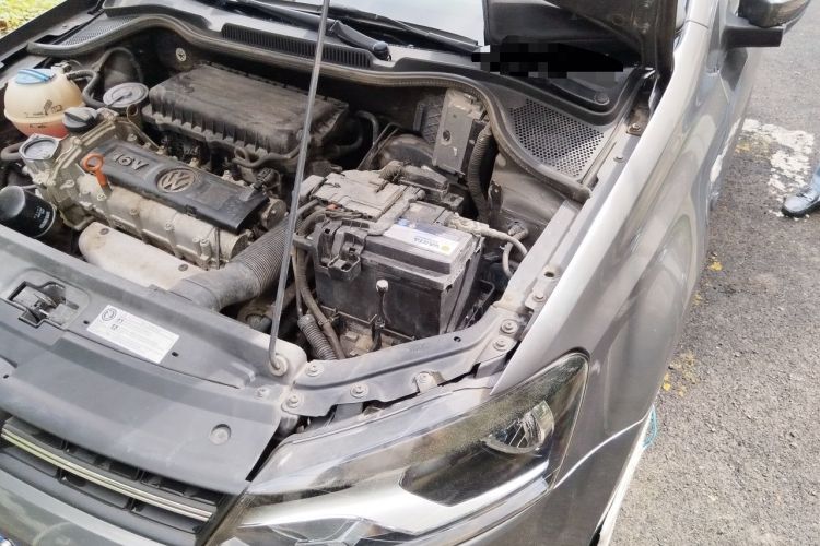 Used Volkswagen Polo 2013 1.4L Automatic Comfort Edition Engine Bay Left