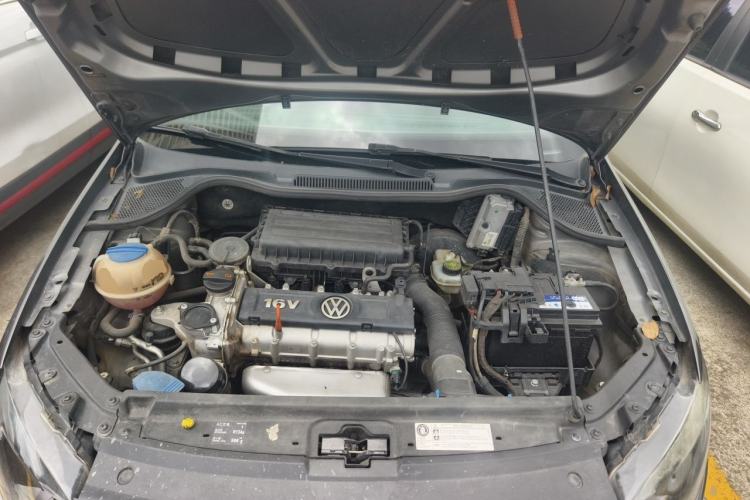 Used Volkswagen Polo 2013 1.4L Manual Fashion Edition Engine Bay