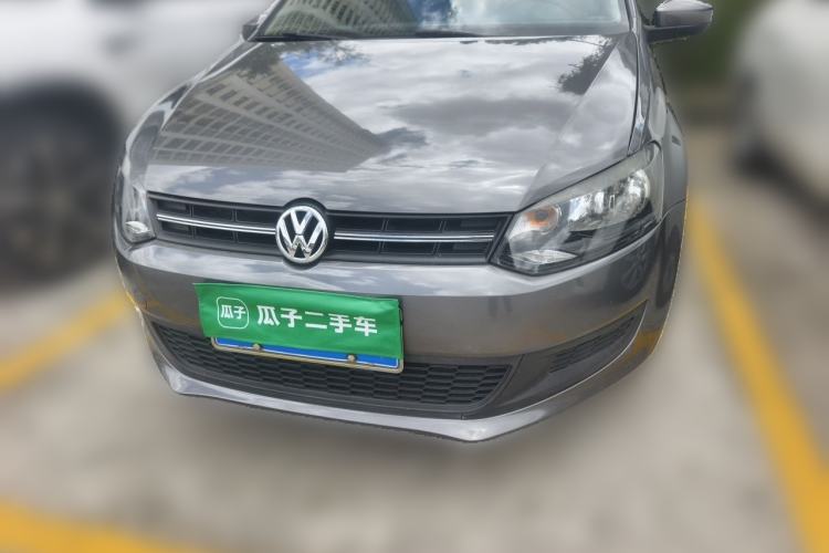 Used Volkswagen Polo 2013 1.4L Manual Fashion Edition Front