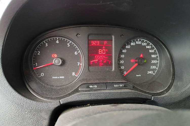 Used Volkswagen Polo 2013 1.6L Automatic Comfort Edition Instrument Cluster