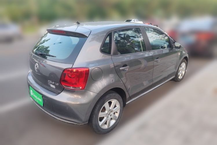 Used Volkswagen Polo 2013 1.6L Manual Comfort Edition Rear Right 45 Deg