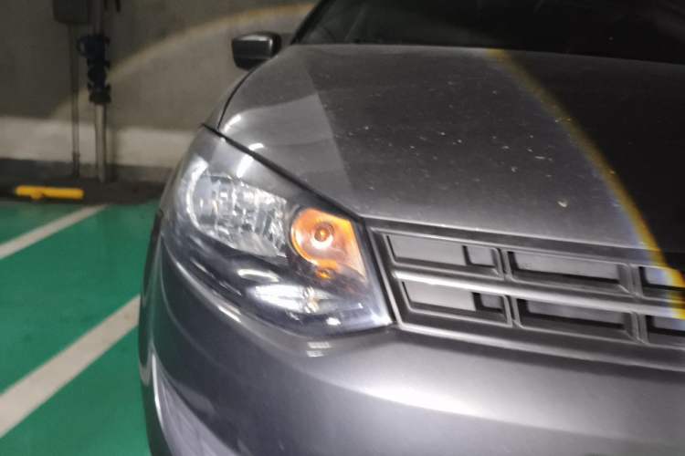 Used Volkswagen Polo 2013 1.4L Manual Fashion Edition Right Front Headlight